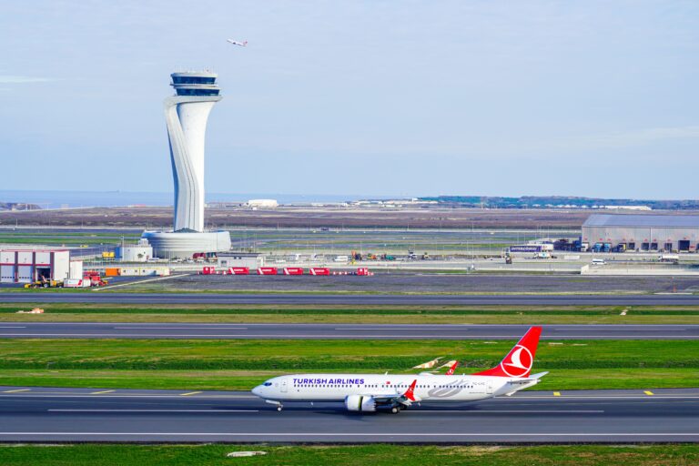 Istanbul Airport Aims for Sky-High Numbers, but London Heathrow Still in the Race