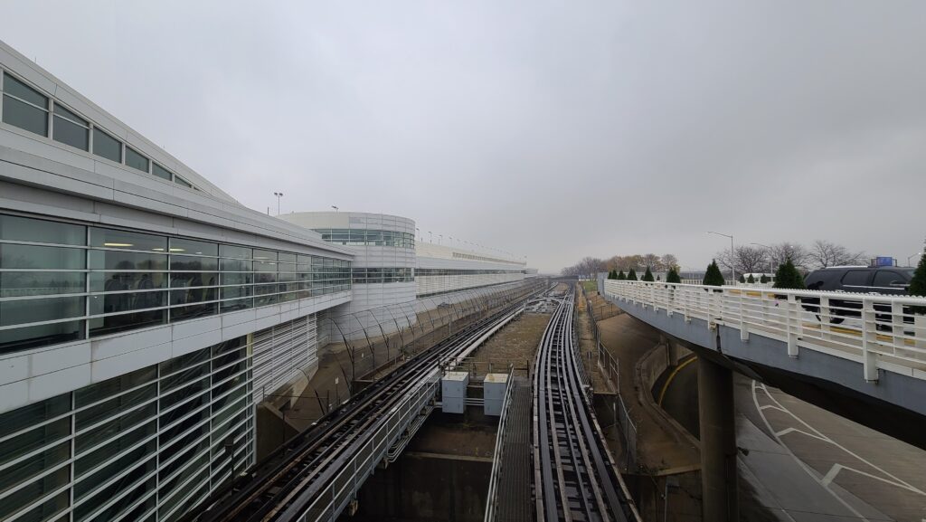  how to get from chicago union station to o'hare airport?