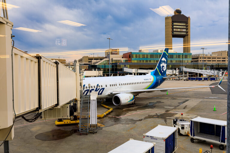 what terminal is alaska airlines at chicago o’hare airport? Navigating Terminal 3 for a Seamless Journey
