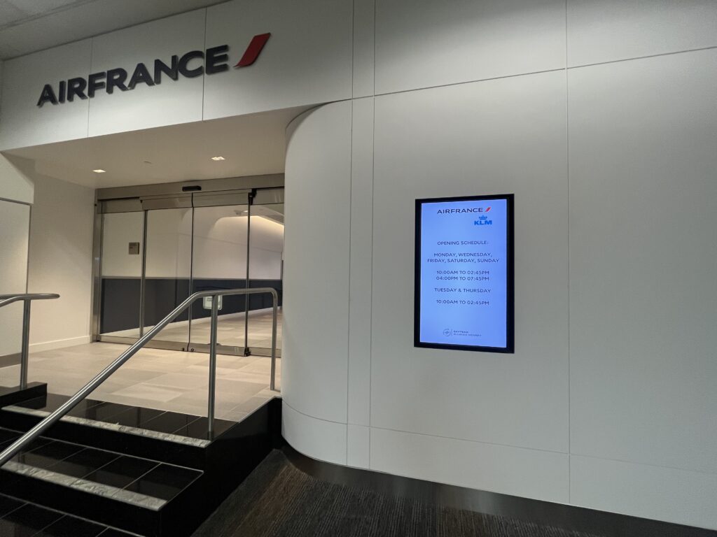 Air France – KLM Lounge at San Francisco Airport